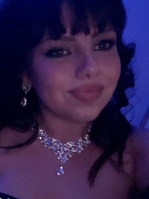 Emily, 18