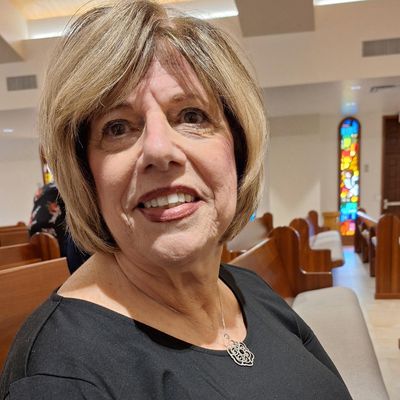 Teresa, 77