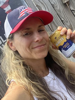 Andrea, 48