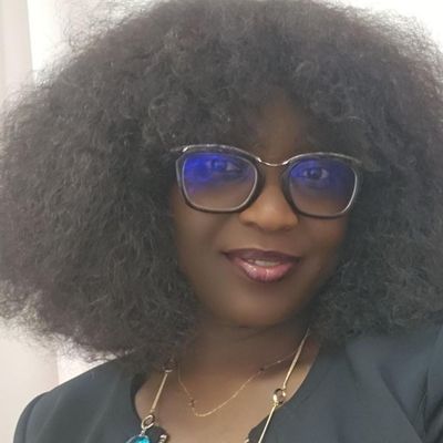 Tacha, 41