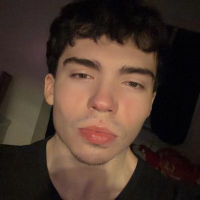 Connor, 19