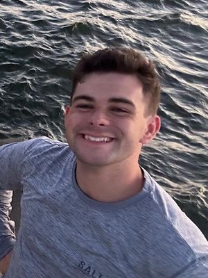 Peter, 24