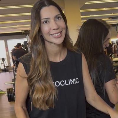 Tainah, 38