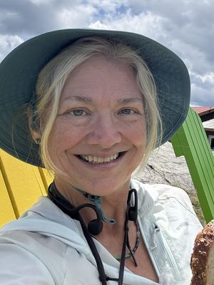 Jeannine, 62