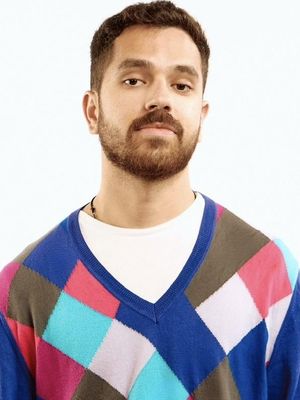 Mateo, 28