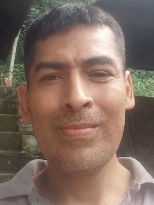 Nicolas, 49