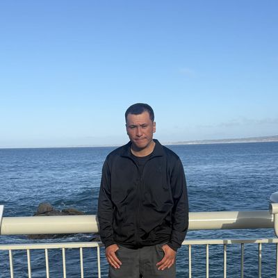 Francisco, 26