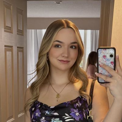 Martina, 21