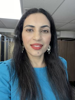 Vinisha, 40
