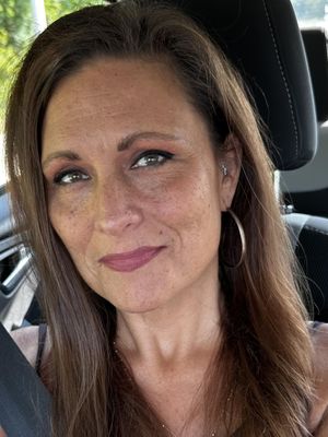 Tina, 54