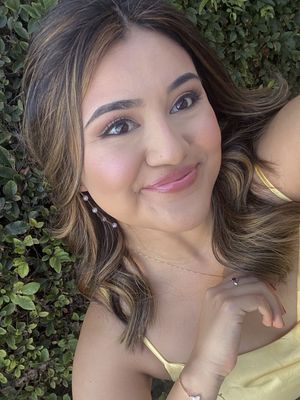 Sara, 26