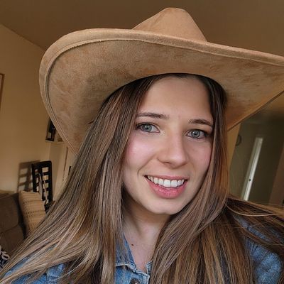 Christianne, 27