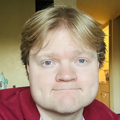 Adam, 30