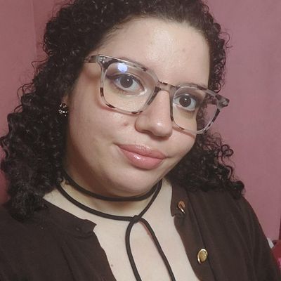 Adrianne, 29