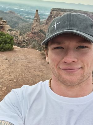 Ross, 25