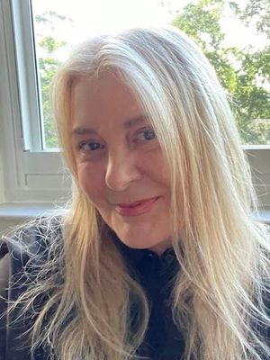 Alicia, 49