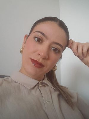 Maria, 36