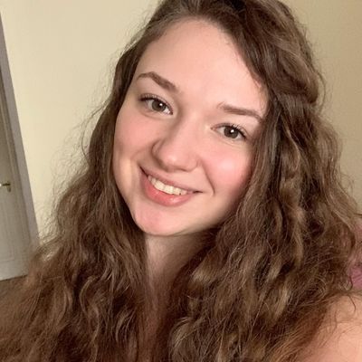 Tetyana, 28