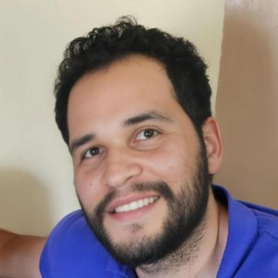 Carlos, 35