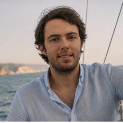 Juan, 39