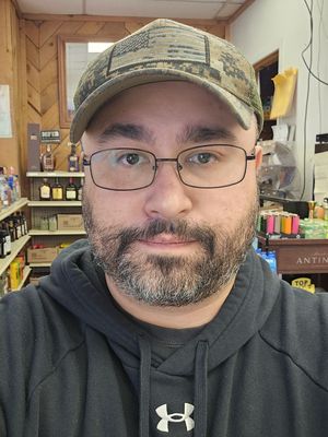 Edwin, 38