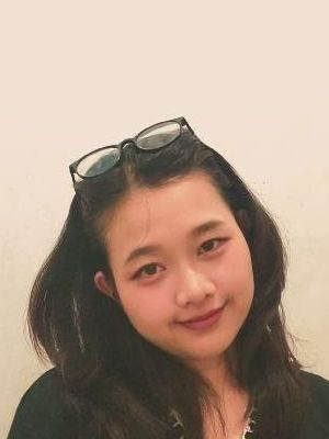 Flora, 26