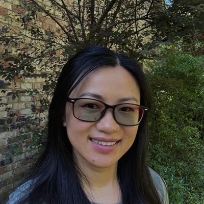 Jenni, 37