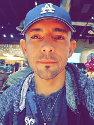 Aurelio, 43