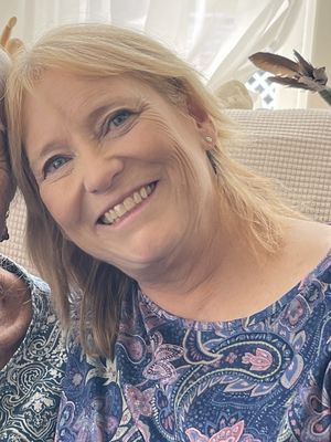 Jennifer, 55