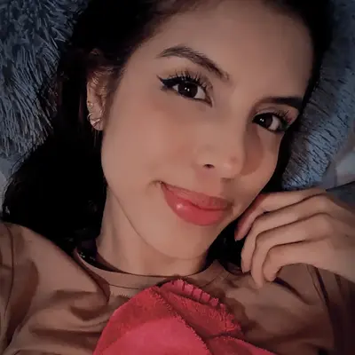 Kelly Jhoana, 26