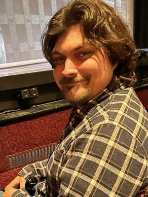 Robert, 26