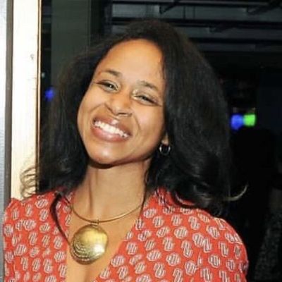 Lydia, 33