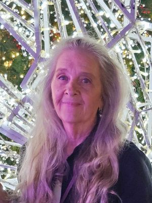 Lynda, 63
