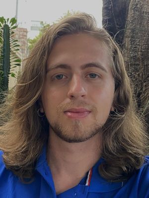 Tiago, 25