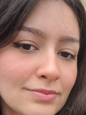 Rebeca Alves, 20