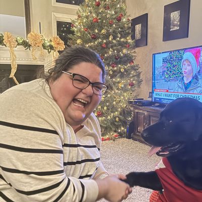 Elizabeth, 34