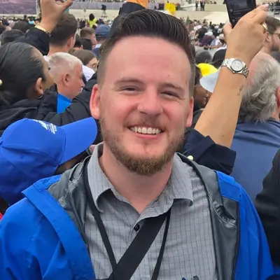 Sam, 32
