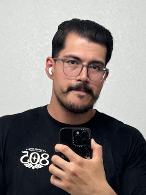 Cesar, 27
