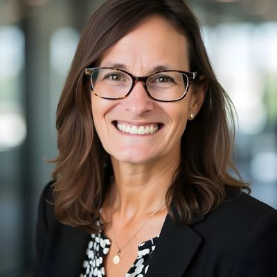 Jennifer, 62