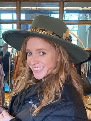 Lacey, 40