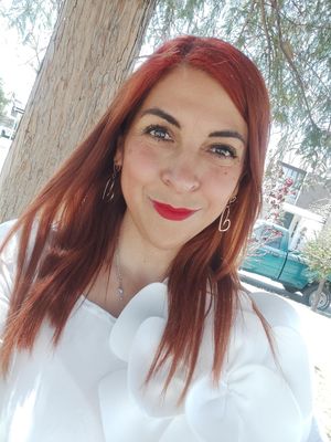 Yolanda Carolina, 44