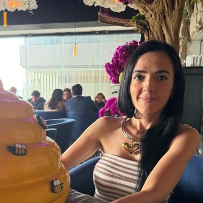 Paulina, 41