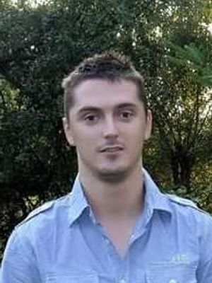 Kamil, 35