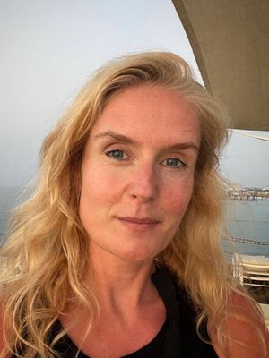 Helga, 45