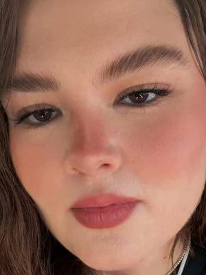 Gabriela, 31