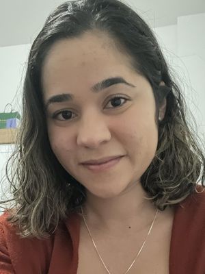 Paloma, 28