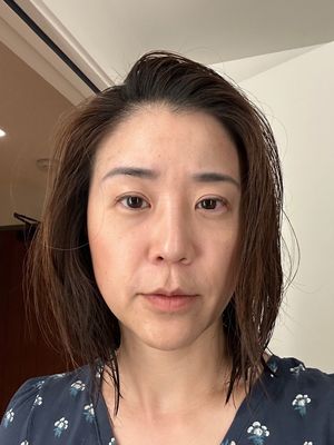 Clara, 44