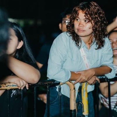 Lily, 27