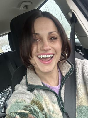 Jenny, 35