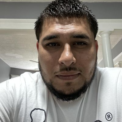 Cristian, 32